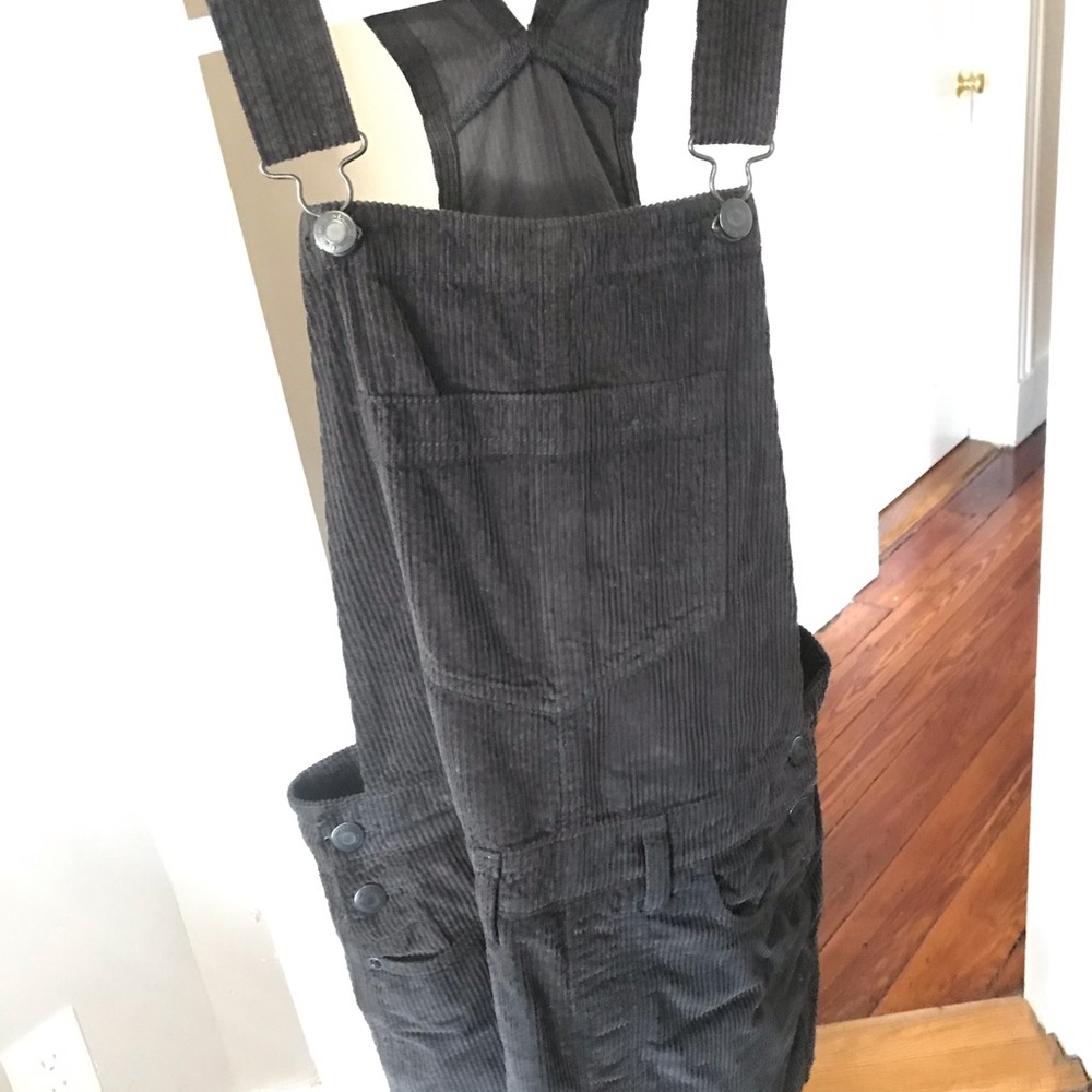 Black overall dress - Picture 2 of 2